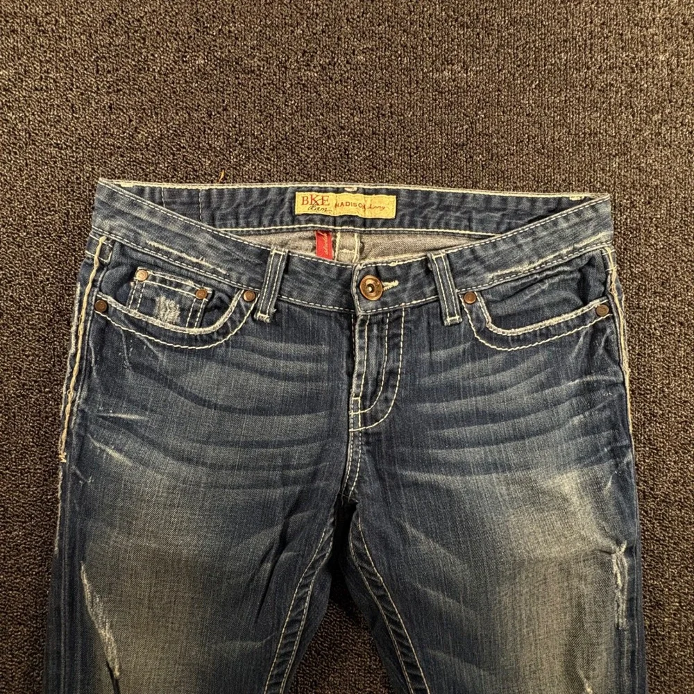 BKE Madison Skinny Jeans Women 29x31.5 Medium Wash Distressed Stretch Denim Y2k - Picture 3 of 9